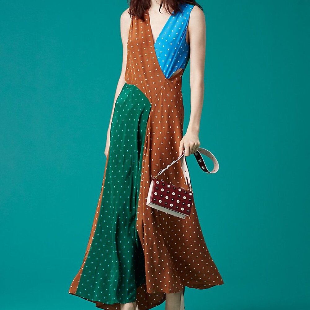 Diane Von Furstenberg NWT size L 100% Silk floor-length polka dot gown